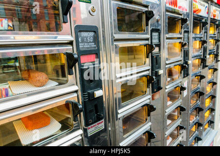 Autogeldmat-Automaten in Niederlande - beliebt für Verzicht auf warmes Essen snacks Stockfoto