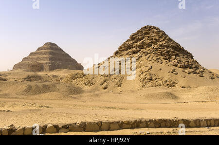 Pyramide des Djoser, Sakkara, Aegypten - Pyramiden, Sakkara, Ägypten Stockfoto