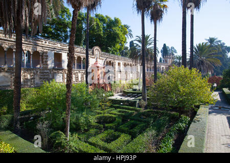 Sevilla, Spanien - November 18,2016: Real Alcazar Gärten in Seville.The Alcazar von Sevilla ist ein königlicher Palast in Sevilla, Spanien, ursprünglich von Stockfoto