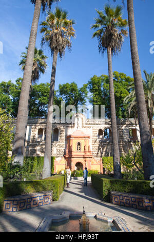 Sevilla, Spanien - November 18,2016: Real Alcazar Gärten in Seville.The Alcazar von Sevilla ist ein königlicher Palast in Sevilla, Spanien, ursprünglich von Stockfoto