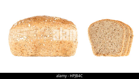 Für eine gesunde Ernährung gesunde Mehrkornbrot. Gesunde Ernährung Brotlaib mit Scheiben isoliert auf weiss Stockfoto