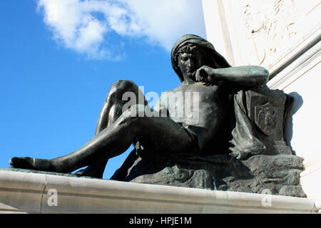 Detail auf Cavour-Denkmal auf dem Platz seinen Namen in Rom, Italien Stockfoto