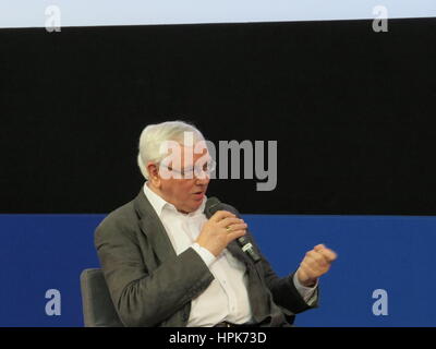 Dublin, Irland. 22. Februar 2017. Regisseur und Autor Terence Davies nach seinem film "A ganz Passion" über das Leben und Familie von Emily Dickinson in Dublin International Filmfestival 2017 Credit: Reinhard Doberstein/Alamy Live News Stockfoto