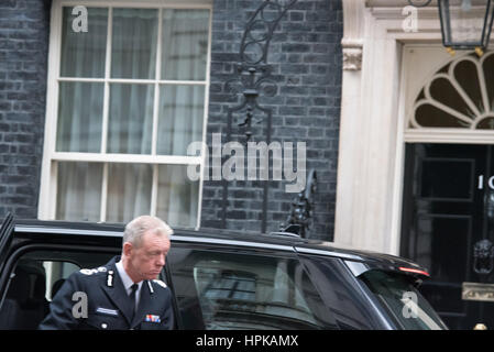 London, UK. 23. Februar 2017. Sir Bernard Hogan-Howe; ehemalige met Commisoner, besucht Downing Street Credit: Ian Davidson/Alamy Live News Stockfoto