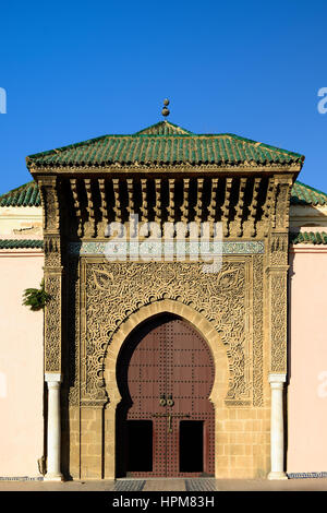 Das Haupttor zum Grab Moulay Ismail Mausoleum, Meknès, Marokko Stockfoto