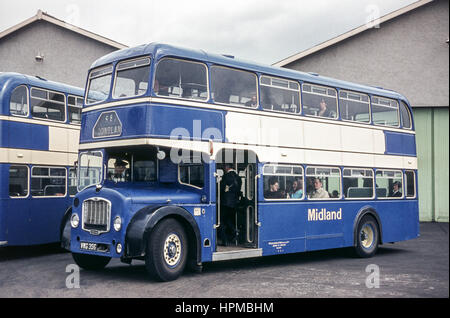 Schottland, UK - 1973: Vintage Bild des Busses.  Alexander (Midland) Lodekka MRD176 (Registrierungsnummer VWG 356). Stockfoto