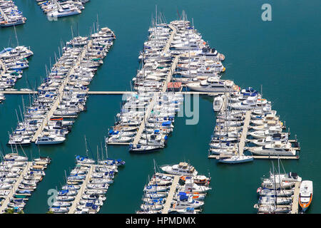 Los Angeles, USA - 27. Mai 2015: Luftaufnahme von Booten und Yachten ankern in Marina del Rey. Stockfoto