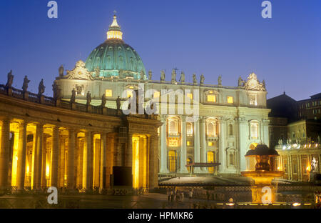 Str. Peters Basilica in St.-Peter Platzes, der Vatikan, Rom, Italien Stockfoto