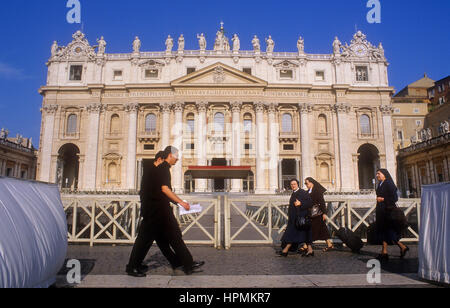 Str. Peters Basilica in St.-Peter Platzes, der Vatikan, Rom, Italien Stockfoto
