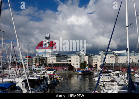 Lilla Bomen Marina und Wolkenkratzer, Göteborg, Göteborg, Schweden Stockfoto