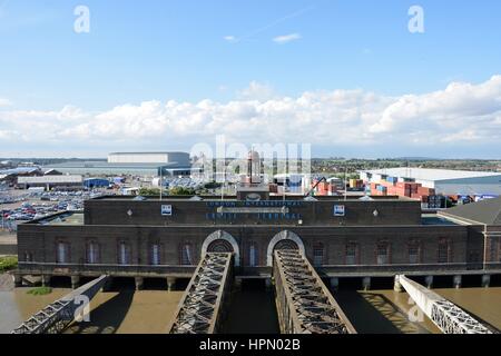 Tibury London England, Vereinigtes Königreich - 27. Juli 2016: Tilbury Cruise Ship Terminal für Pasenger Kreuzfahrt Schiffe von und nach London Stockfoto