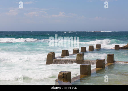 Ross Jones Memorial Beach Felsen-Pool am Coogee Beach, Sydney, Australien Stockfoto