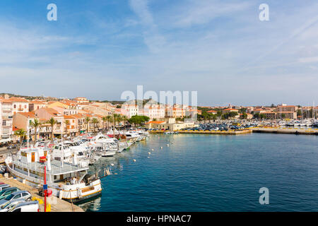 Anzeigen der Hafen von La Maddalena von Fähre, Nord-Sardinien, Italien Stockfoto