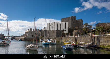 Castle Rushen & mittleren Hafen, Castletown, Isle Of man. Stockfoto