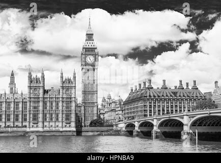 Big Ben ist der Spitzname für die große Glocke der Uhr am nördlichen Ende des Palace of Westminster in London. Stockfoto