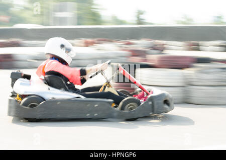 Kart Fahrer Bewegung brüniert Stockfoto