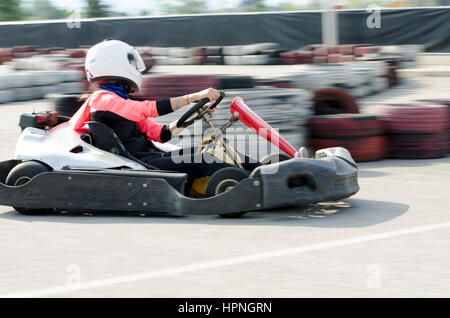 Kart Fahrer Bewegung brüniert Stockfoto