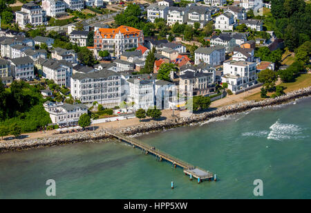 Hotel Fürstenhof direkt an der Strandpromenade, resort Architektur, Sassnitz, Insel Rügen, Ostseeküste Stockfoto