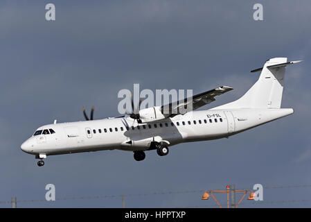 Stobart Air ATR 72-212A EI-FSL landet am Flughafen London Southend, Essex, Großbritannien Stockfoto