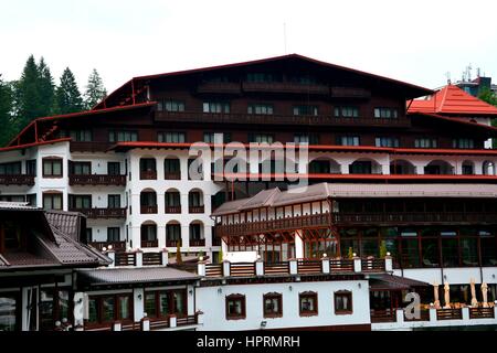 Restaurant und Hotel in Poiana Brasov. Brasov ist eine Stadt in Siebenbürgen, Rumänien, in der Mitte des Landes. 300.000 Einwohner. Stockfoto