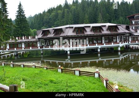 Restaurant und Hotel in Poiana Brasov. Brasov ist eine Stadt in Siebenbürgen, Rumänien, in der Mitte des Landes. 300.000 Einwohner. Stockfoto