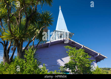 Dunedin, Otago, Neuseeland. Malerische Holzkirche Macandrew Bay, Otago Peninsula. Stockfoto