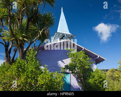 Dunedin, Otago, Neuseeland. Malerische Holzkirche Macandrew Bay, Otago Peninsula. Stockfoto