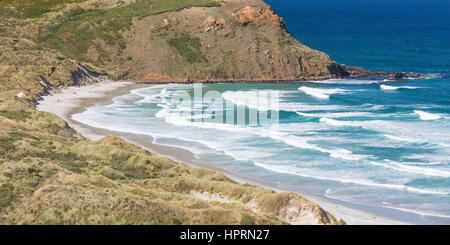 Dunedin, Otago, Neuseeland. Blick über den Pazifischen Ozean an der Otago Peninsula Sandfly Bay. Stockfoto