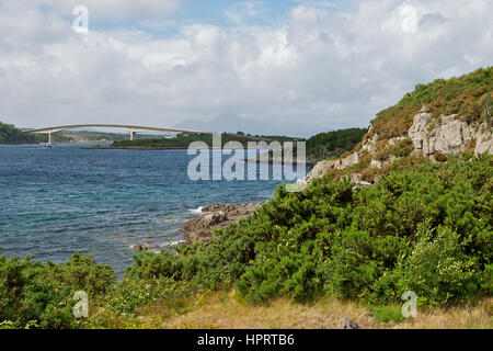 Die Skye-Brücke über Kyle Akin, Schottland Stockfoto