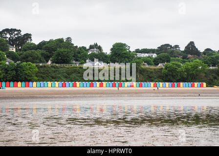 Strand Hütten am Llanbedrog Strand auf der Halbinsel Llyn, North Wales, UK. Stockfoto