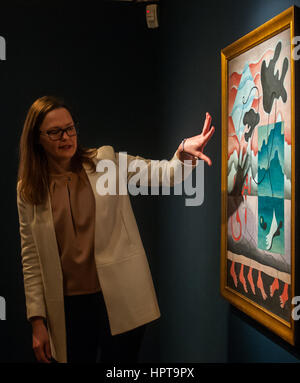 Venedig, Italien. 24. Februar 2017. Gražina Subelyte, Kurator der Ausstellung und Philip Rylands, Direktor der Sammlung, besuchen an die Presse-Preview von "Rita Kernn-Larsen, surrealistischen Gemälde ', dass auch die neue Ausstellung Peggy Guggenheim Collection in Venedig, Italien Platz. Bildnachweis: Simone Padovani/Erwachen/Alamy Live-Nachrichten Stockfoto