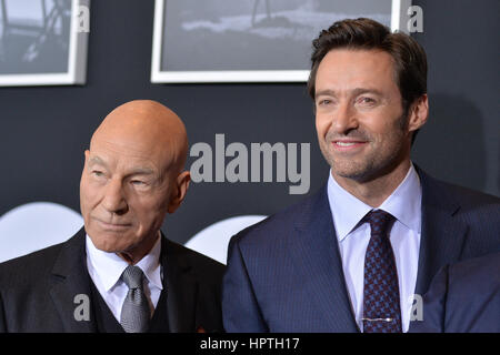 New York, USA. 24. Februar 2017.  Sir Patrick Stewart und Hugh Jackman besucht die "Logan" New special screening im Rose Theater, Jazz at Lincoln Center am 24. Februar 2017 in New York City.  Kredit: Erik Pendzich/Alamy Live News Stockfoto