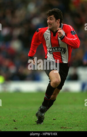 DEAN SAUNDERS SHEFFIELD UNITED FC 24. Februar 1998 Stockfoto