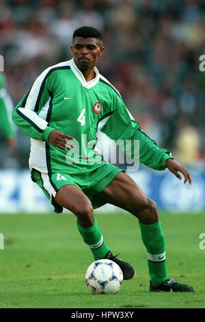 NWANKWO KANU NIGERIA & INTER Mailand 24. April 1998 Stockfoto