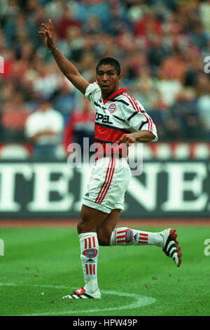 GIOVANE ELBER BAYERN MUNCHEN FC 26. August 1998 Stockfoto