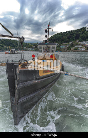 Fähre zwischen Dartmouth und Kingswear zu senken. Stockfoto