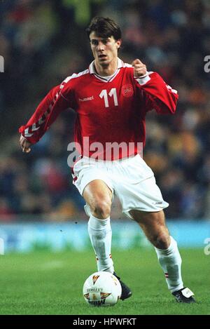 BRIAN LAUDRUP Dänemark & GLASGOW RANGERS FC 9. April 1998 Stockfoto