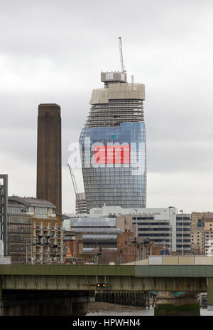 Allgemeine Ansicht GV von einem 1 Blackfriars, bekannt als The Vase ist eine Mischnutzung im Bau Stockfoto