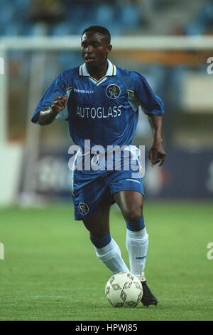 CELESTINE BABAYARO CHELSEA FC 11. August 1998 Stockfoto