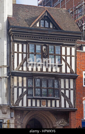 London, West Smithfield The Tudor Torhaus am St Bartholomew-the-Great Stockfoto