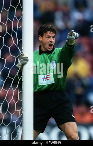 ALAN MAIN ST JOHNSTONE 5. Oktober 1998 Stockfoto