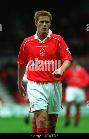 CRAIG ARMSTRONG NOTTINGHAM FOREST FC 17. Oktober 1998 Stockfoto