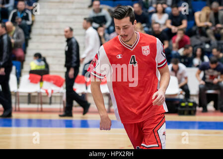 31. Januar 2016: Marko Sutalo #4 CS Dinamo Bukarest während der LNBM - Herren Basketball-Bundesliga Rumänien Spiel zwischen Steaua CSM EximBank Bukarest (ROU) Vs CS Dinamo Bukarest (ROU) in Polyvalent Sporthalle in Bukarest, Rumänien ROU.   Foto: Cronos/Catalin Soare Stockfoto