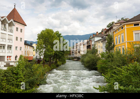 Bruneck Italien, Italienisch: Bruneck ist die größte Stadt im Pustertal in der italienischen Provinz Südtirol. Stockfoto