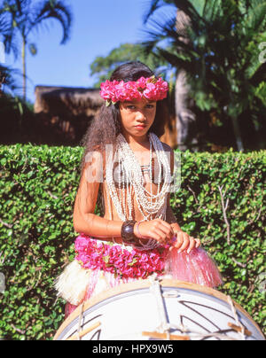 Junge weibliche hawaiianischen Tänzerin, Kodak Hula Show, Honolulu, Oahu, Hawaii, Vereinigte Staaten von Amerika Stockfoto