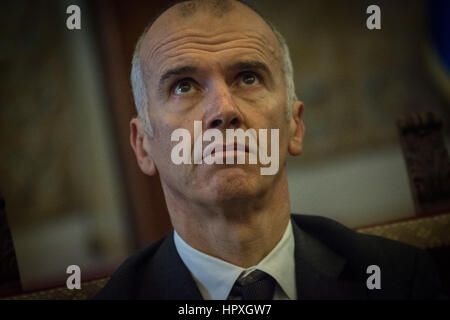 Rom, Italien. 24. Februar 2017. Stefano Bina bei der Unterzeichnung des Memorandum of Understanding mit Assobioplastiche auf dem Kapitol. Bildnachweis: Andrea Ronchini/Pacific Press/Alamy Live-Nachrichten Stockfoto