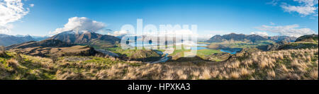 Blick auf Lake Wanaka und Berge, Rocky Peak, Glendhu Bay, Otago und Southland, Neuseeland Stockfoto