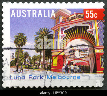 Australien - CIRCA 2008: Eine gebrauchte Briefmarke aus Australien, ein Bild der Luna Park in Melbourne, circa 2008. Stockfoto