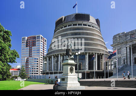 Neuseeland Regierung "Beehive" und Parlamentsgebäude. Region Lambton Quay, Wellington, Wellington, Nordinsel, Neuseeland Stockfoto