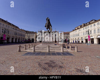 Reiterdenkmal zu Ehren von Herzog Emanuele Filiberto platziert in Piazza San Carlo Turin Stockfoto